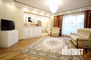 1-к квартира, посуточно, 90м2, 1/1 этаж