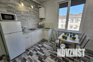 2-к квартира, посуточно, 42м2, 3/3 этаж