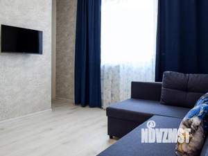 1-к квартира, посуточно, 46м2, 1/1 этаж