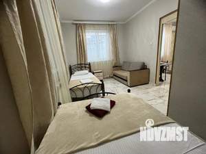 2-к квартира, посуточно, 35м2, 1/2 этаж