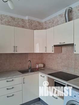 Студия квартира, посуточно, 40м2, 1/5 этаж