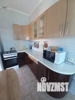 Студия квартира, посуточно, 32м2, 3/4 этаж