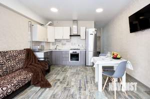 Студия квартира, посуточно, 30м2, 3/3 этаж