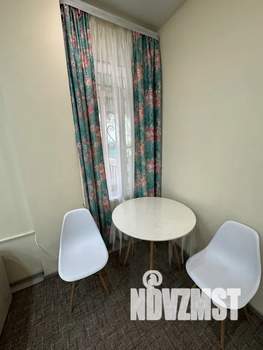 Студия квартира, посуточно, 35м2, 1/8 этаж