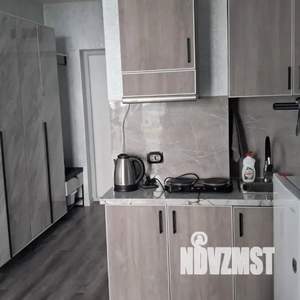 Студия квартира, посуточно, 17м2, 17/19 этаж
