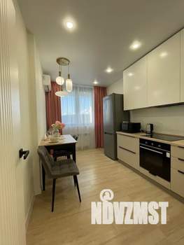 2-к квартира, посуточно, 48м2, 18/19 этаж