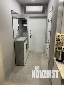 Студия квартира, посуточно, 38м2, 4/21 этаж