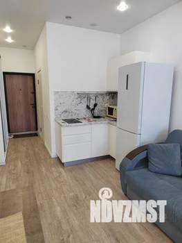 Студия квартира, посуточно, 29м2, 10/20 этаж
