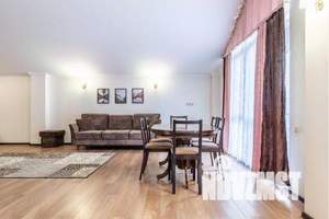 2-к квартира, посуточно, 95м2, 4/4 этаж