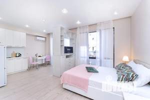 Студия квартира, посуточно, 40м2, 7/11 этаж
