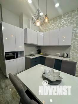 Студия квартира, посуточно, 35м2, 5/6 этаж