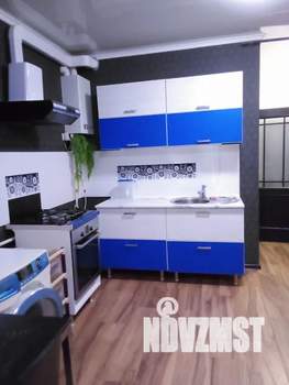 Студия квартира, посуточно, 33м2, 2/3 этаж