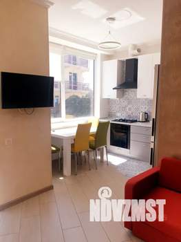 Студия квартира, посуточно, 35м2, 2/4 этаж