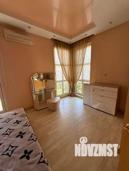 3-к квартира, на длительный срок, 136м2, 12/18 этаж