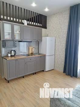 Студия квартира, посуточно, 24м2, 1/3 этаж