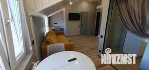 1-к квартира, посуточно, 38м2, 3/3 этаж