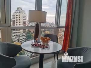 Студия квартира, посуточно, 28м2, 6/15 этаж