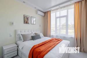 Студия квартира, посуточно, 36м2, 1/5 этаж