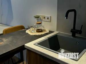 Студия квартира, посуточно, 29м2, 1/9 этаж