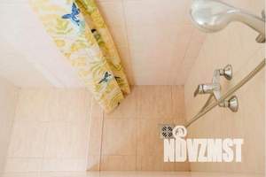 2-к квартира, посуточно, 65м2, 4/4 этаж