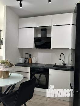 Студия квартира, посуточно, 34м2, 6/7 этаж
