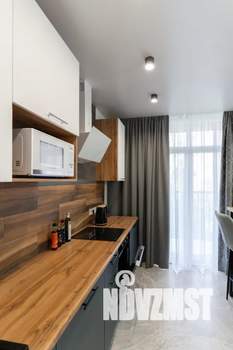 1-к квартира, посуточно, 42м2, 6/18 этаж