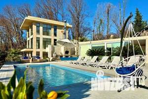 1-к квартира, посуточно, 33м2, 3/3 этаж