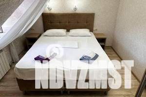 1-к квартира, посуточно, 37м2, 3/3 этаж