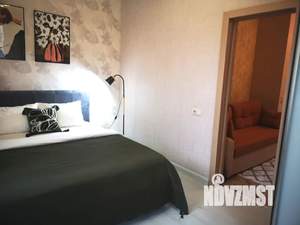 1-к квартира, посуточно, 42м2, 1/10 этаж
