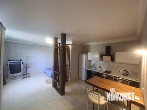 Студия квартира, на длительный срок, 40м2, 1/2 этаж