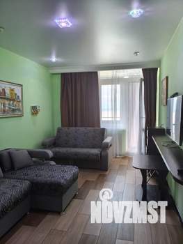 Студия квартира, посуточно, 35м2, 15/18 этаж