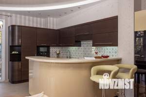2-к квартира, посуточно, 100м2, 1/1 этаж