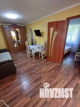 3-к квартира, посуточно, 50м2, 1/5 этаж