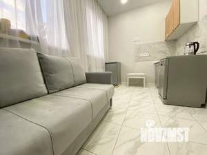 Студия квартира, посуточно, 17м2, 1/4 этаж
