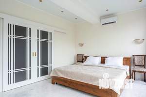 2-к квартира, посуточно, 63м2, 1/1 этаж