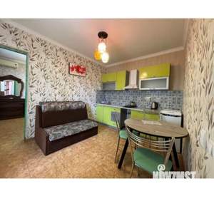 1-к квартира, посуточно, 35м2, 1/1 этаж