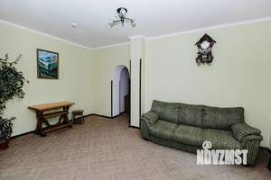 2-к квартира, посуточно, 75м2, 1/1 этаж