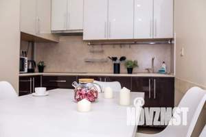 2-к квартира, посуточно, 70м2, 11/15 этаж