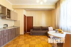 1-к квартира, посуточно, 35м2, 1/1 этаж