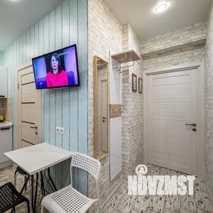 Студия квартира, посуточно, 20м2, 1/4 этаж