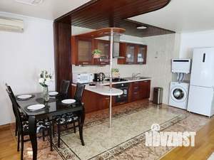 1-к квартира, посуточно, 51м2, 1/1 этаж