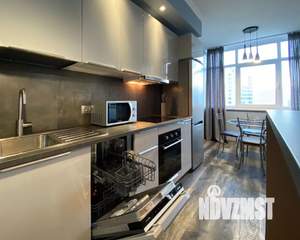 2-к квартира, посуточно, 52м2, 9/21 этаж