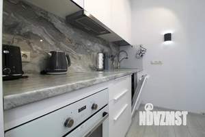 1-к квартира, посуточно, 32м2, 5/12 этаж