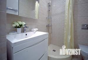 Студия квартира, посуточно, 35м2, 1/4 этаж