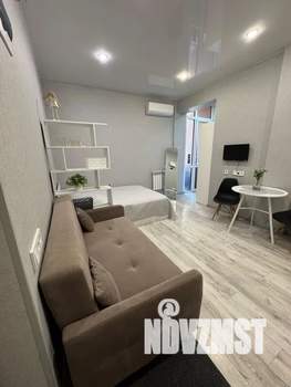 Студия квартира, посуточно, 25м2, 1/4 этаж