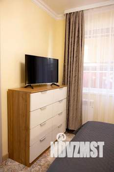 2-к квартира, посуточно, 40м2, 1/4 этаж