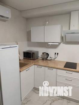 Студия квартира, посуточно, 25м2, 1/4 этаж