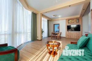 2-к квартира, посуточно, 90м2, 1/1 этаж