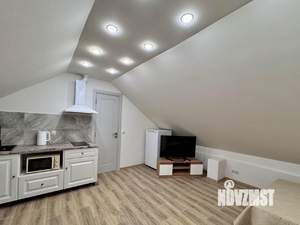 Студия квартира, посуточно, 30м2, 3/3 этаж