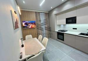 3-к квартира, на длительный срок, 110м2, 10/13 этаж